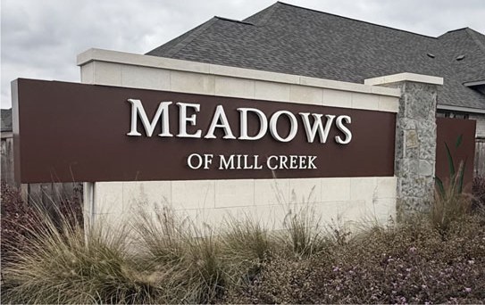 Meadows of Mill Creek entry sign